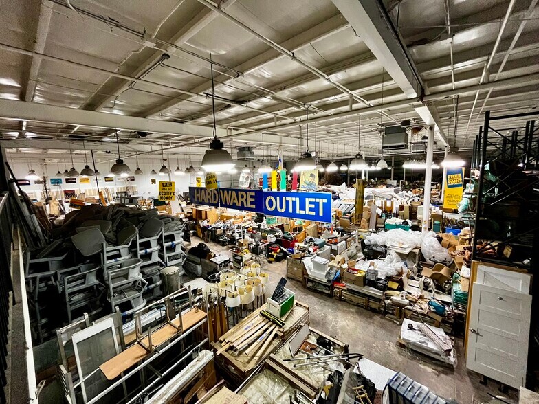 More Photos Of 30200 Old Dixie Hwy, Homestead Storefront For Sale