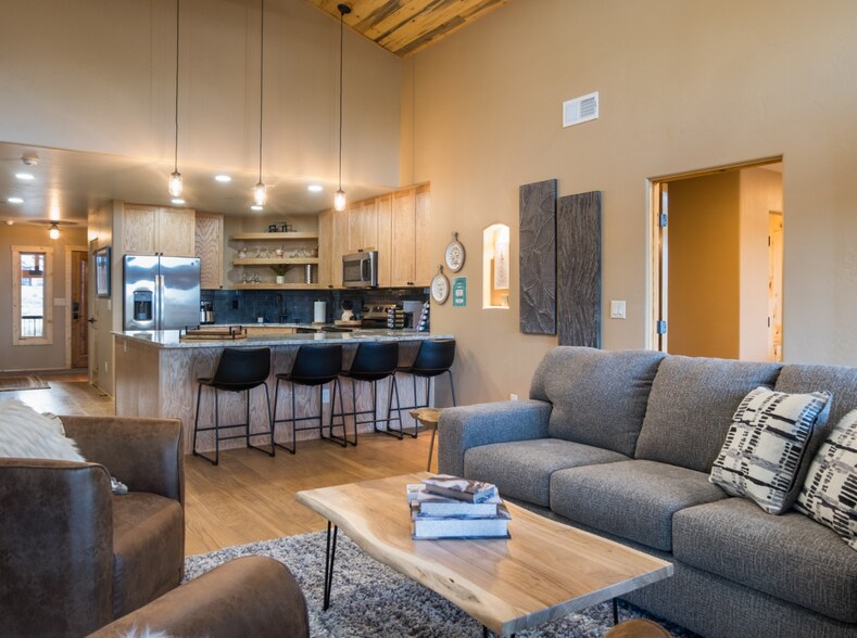 More Photos Of 17 Winter Park Ln, Angel Fire Multifamily For Sale
