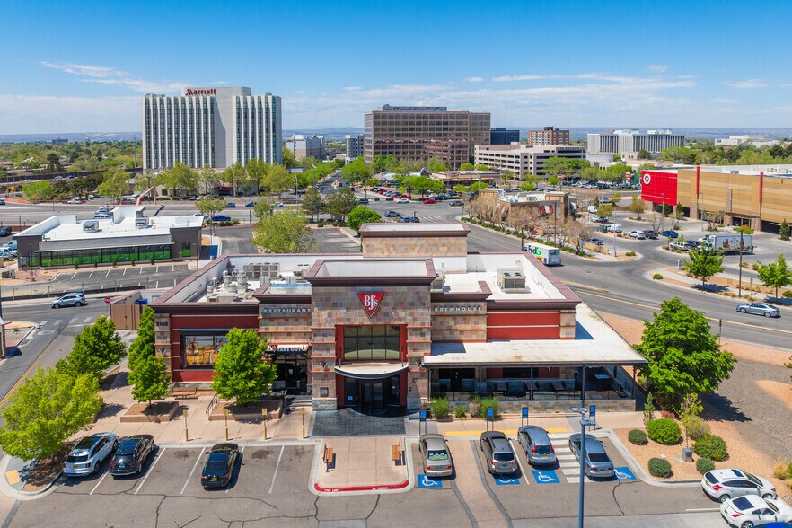 More Photos Of 2100 Louisiana Blvd NE, Albuquerque Restaurant For Sale