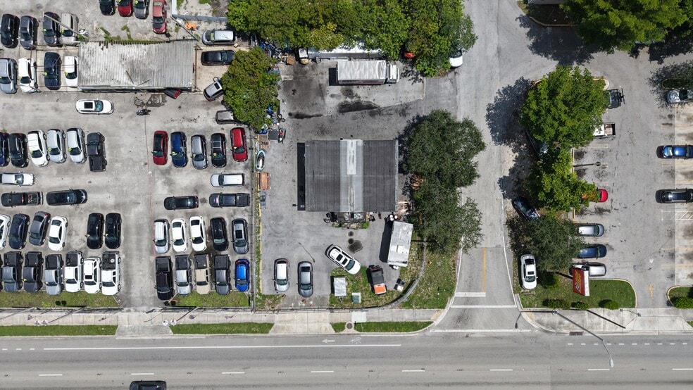 More Photos Of 9301 NW 27th Ave, Miami Auto Dealership For Sale
