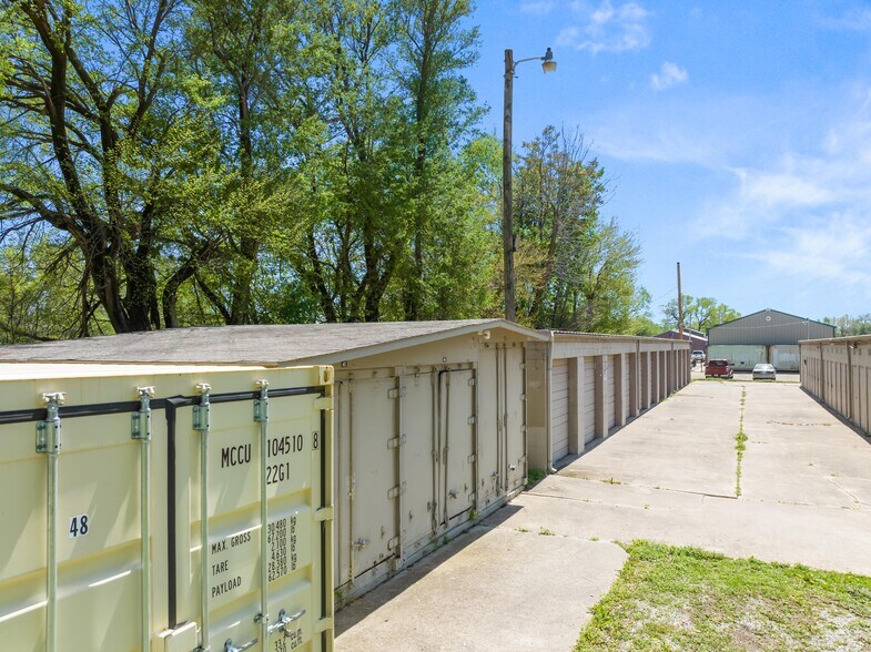 More Photos Of 500 G st, Arkansas City Self Storage For Sale