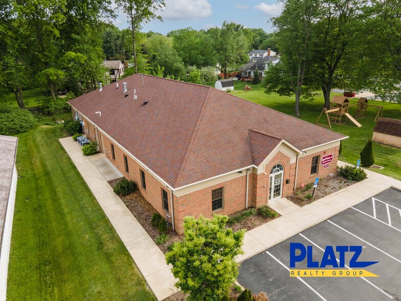 More Photos Of 8828 E Market St, Warren Medical For Lease