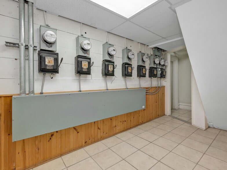 More Photos Of 342 Frank St, Ottawa Apartments For Sale