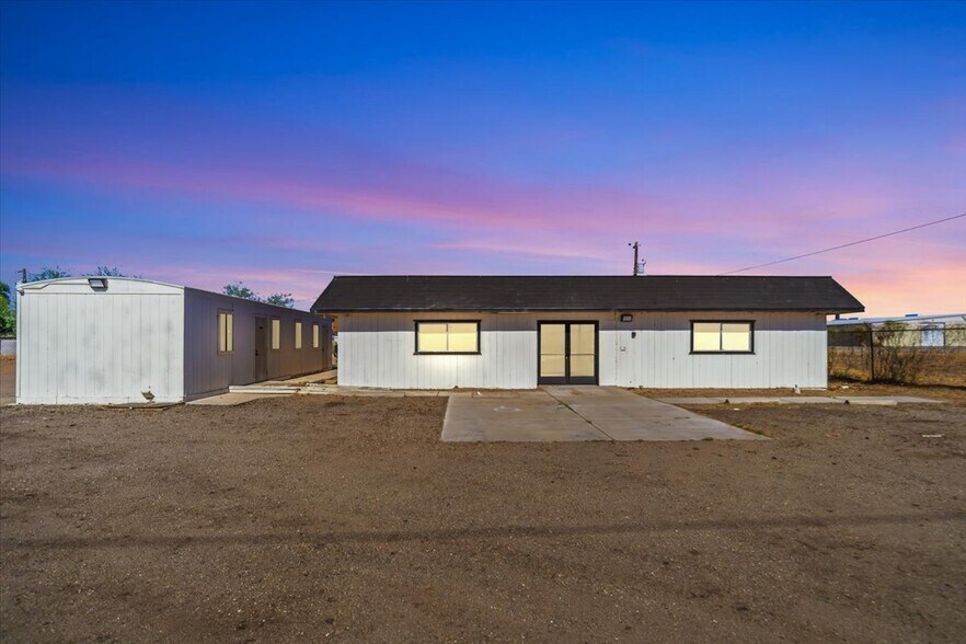 Primary Photo Of 10135 S Barrackman Rd, Mohave Valley Light Distribution For Lease
