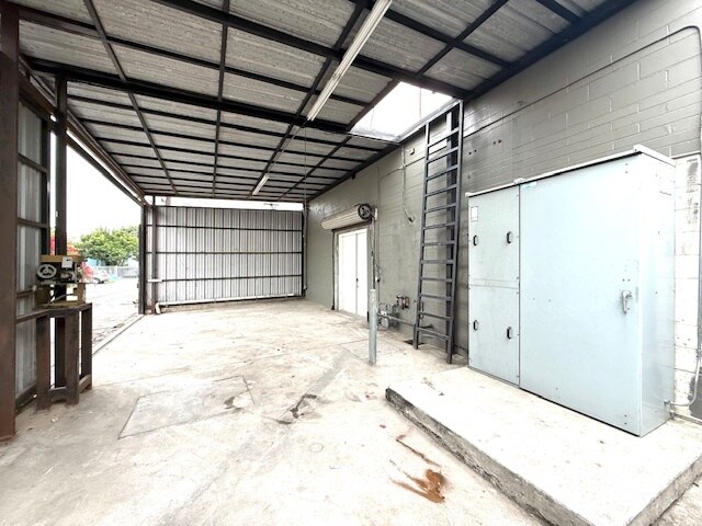 Primary Photo Of 8470 S Central Ave, Los Angeles Storefront For Sale