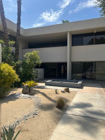 More Photos Of 225 S Civic Dr, Palm Springs Medical For Lease