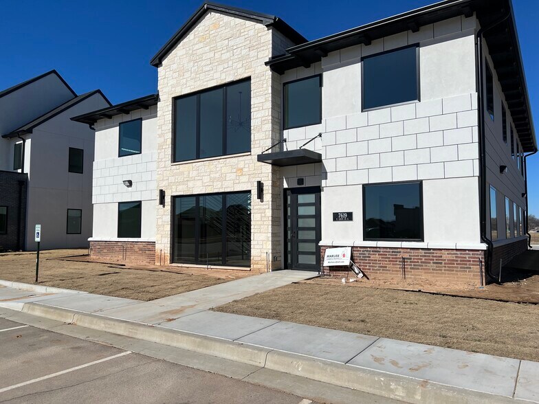 Primary Photo Of 7619 E 126th St S, Bixby Office For Lease