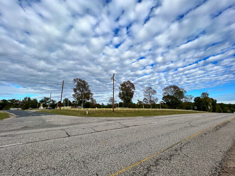 More Photos Of 730 Interstate 45 S, Huntsville Land For Sale