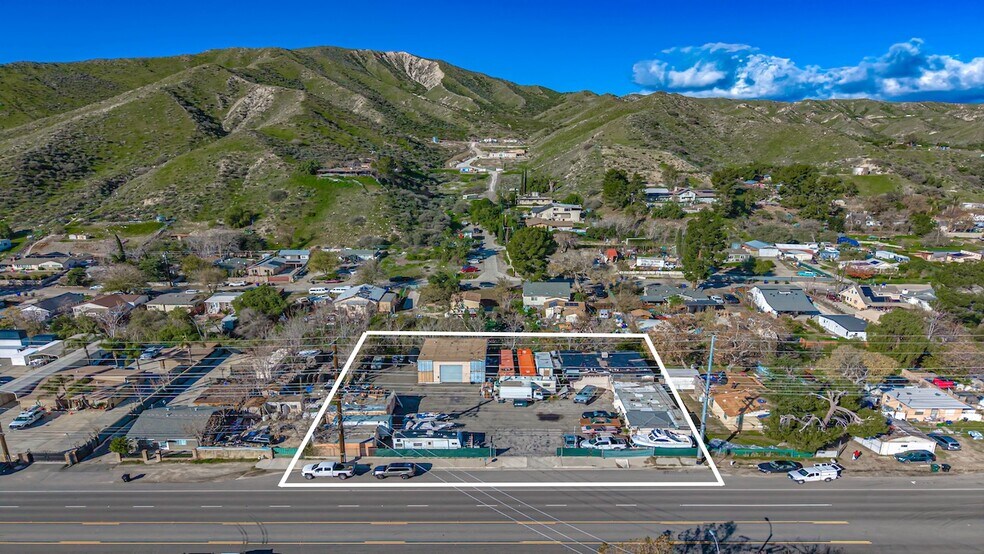 Primary Photo Of 16805 Sierra Hwy, Canyon Country Warehouse For Sale
