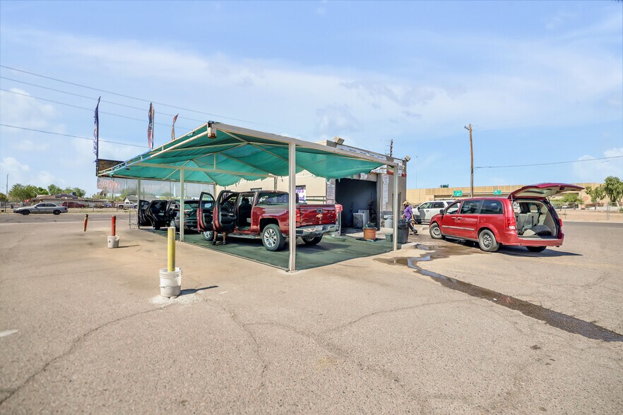 More Photos Of 1033 N 24th Pl, Phoenix Service Station For Sale