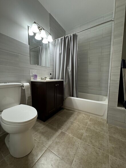 More Photos Of 2440 E 75th St, Chicago Apartments For Sale