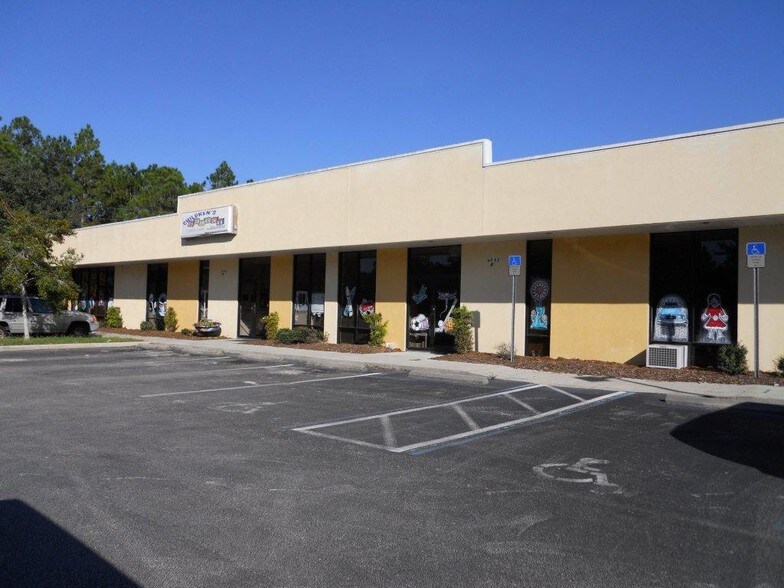 4892 Palm Coast Pkwy Nw  