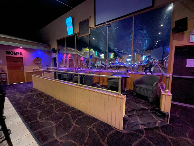 More Photos Of 10025 Pulaski Hwy, Middle River Bar For Sale