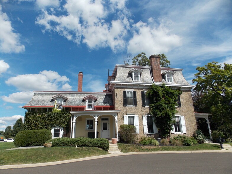 Primary Photo Of 1574 Easton Rd, Warrington Office Residential For Lease