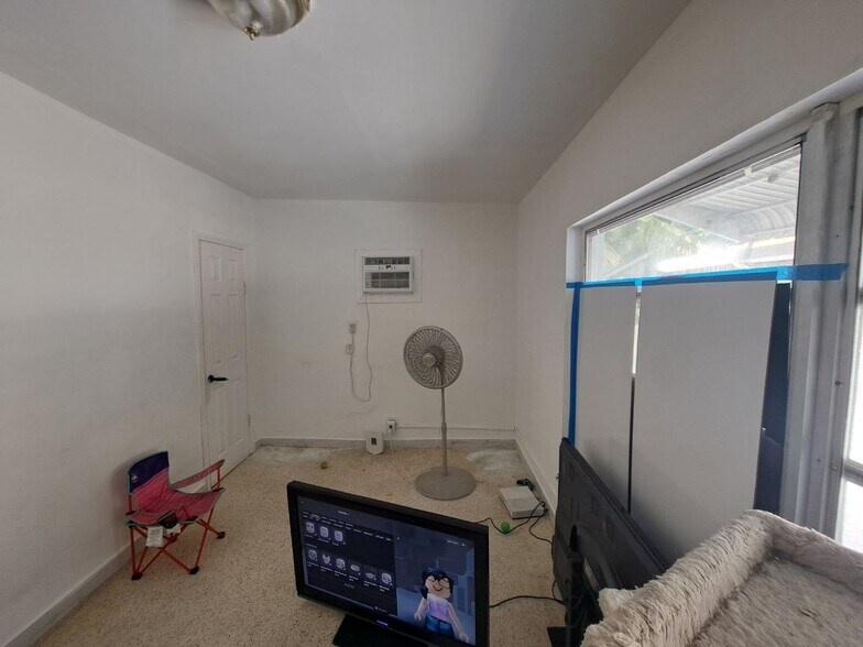 More Photos Of 2835 SW 37th Ct, Miami Apartments For Sale