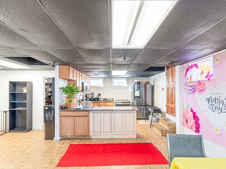 More Photos Of 29 Spruce St, Milford Religious Facility For Sale