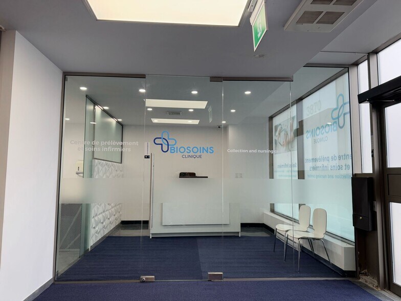 More Photos Of 3858-3870 Notre-Dame, Laval Office For Sale