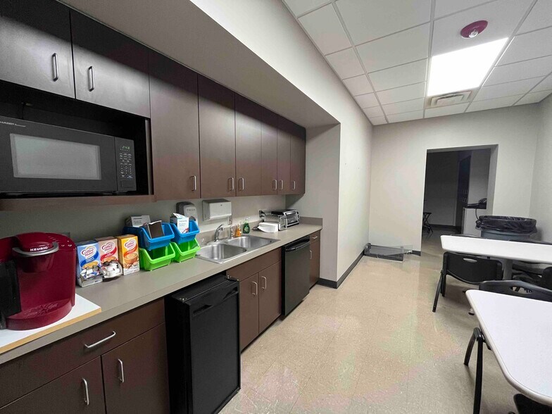 More Photos Of 1575 Montgomery Hwy, Vestavia Hills Medical For Lease