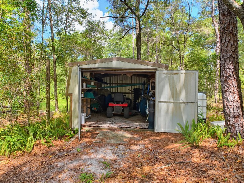 More Photos Of 26311 Willow St, Brooksville Specialty For Sale