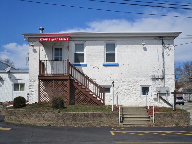 More Photos Of 620 Killingly St, Johnston Restaurant For Sale
