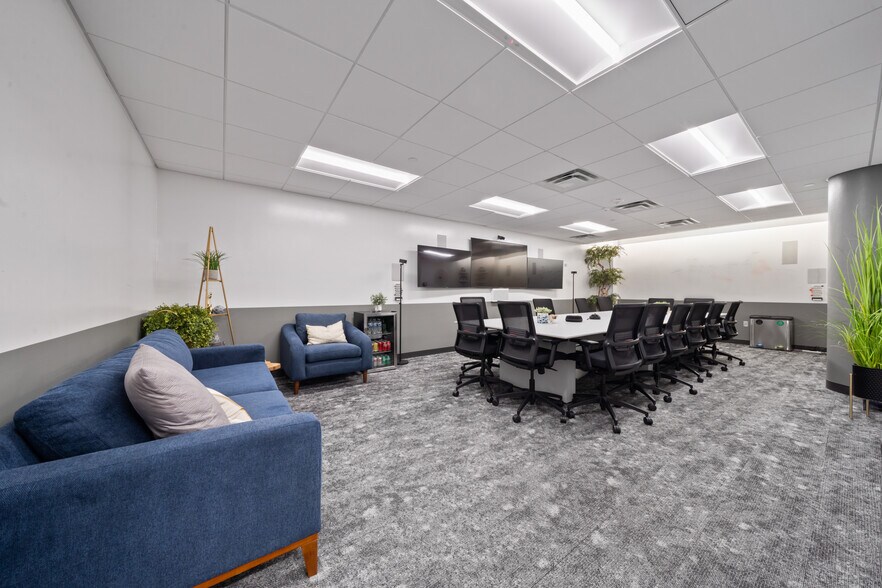 More Photos Of 7620 Guadalupe St, Austin Office For Lease