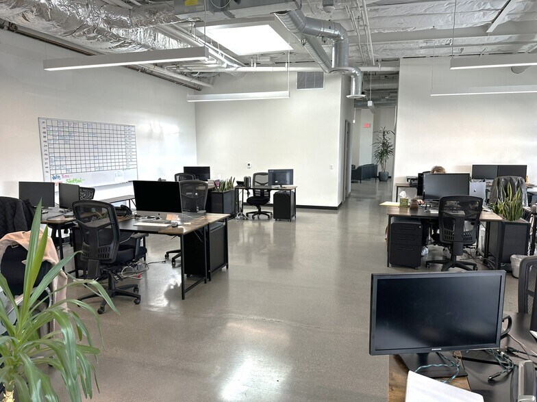 More Photos Of 110 S Fairfax Ave, Los Angeles Office For Lease