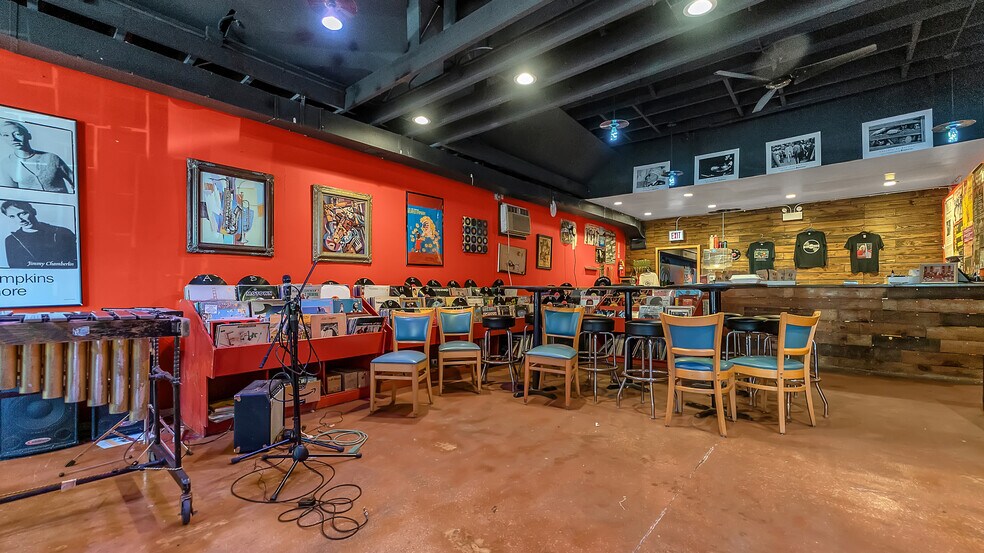 More Photos Of 13257-59 S Baltimore Ave, Chicago Storefront Retail Residential For Sale