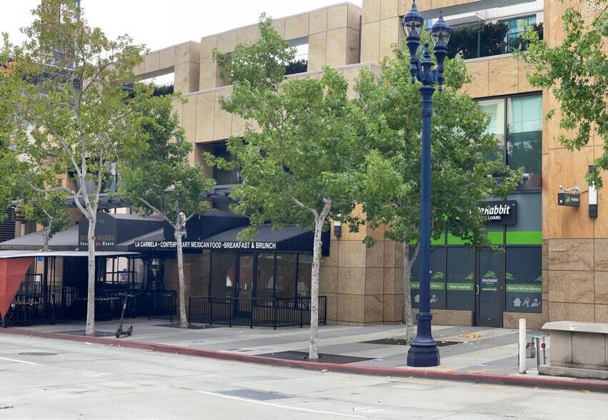 More Photos Of 550 Front St, San Diego Apartments For Sale