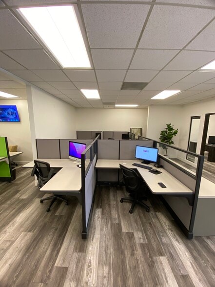 More Photos Of 3505 Cadillac Ave, Costa Mesa Office For Lease