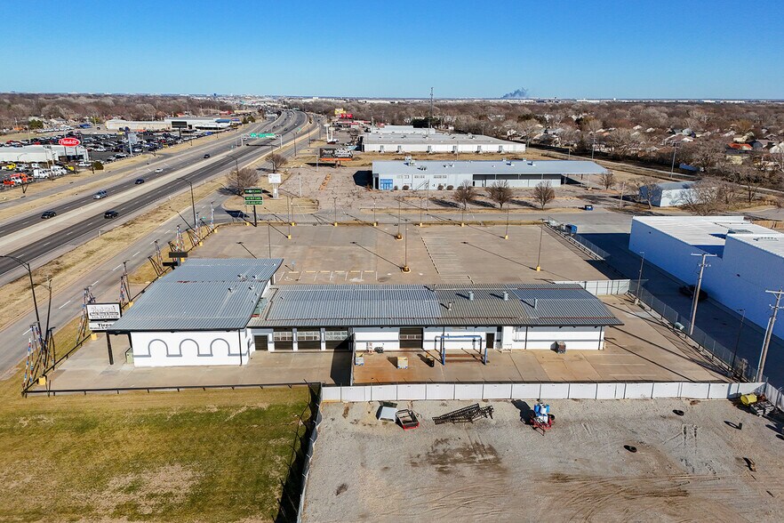 More Photos Of 11209 W Kellogg, Wichita Auto Dealership For Sale
