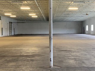 More Photos Of 105 Koomler Dr, La Porte Manufacturing For Lease
