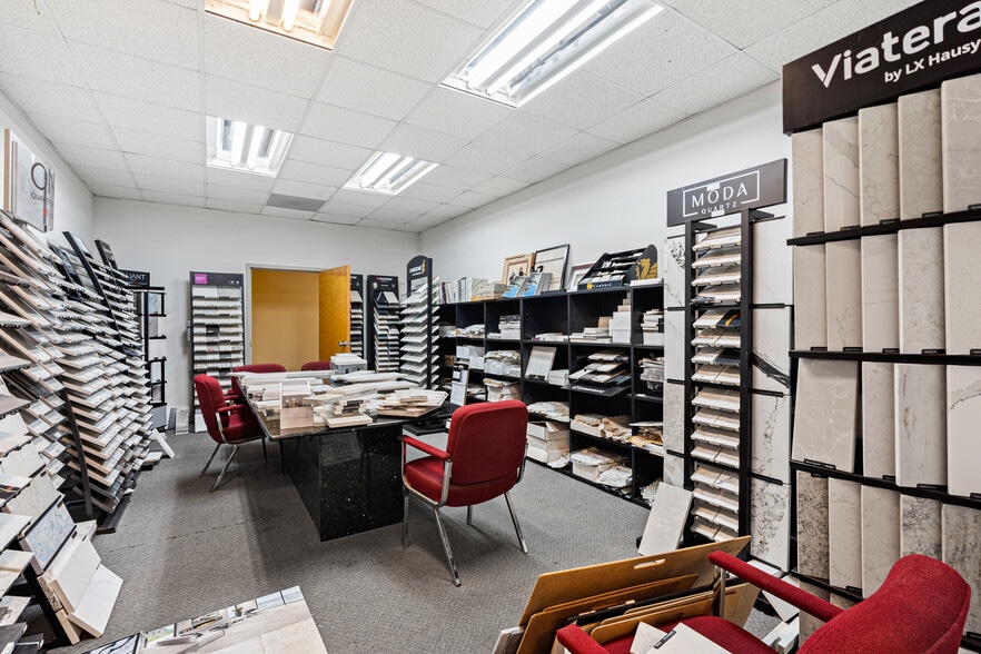 More Photos Of 600 W Main St, Norristown Showroom For Sale