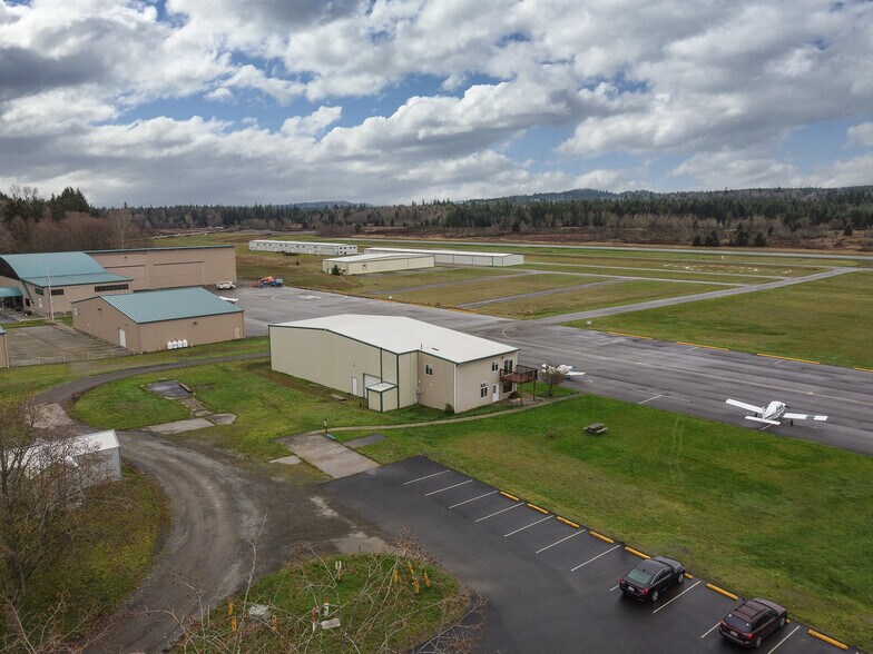 More Photos Of 191 Airport Rd, Port Townsend Airplane Hangar For Lease