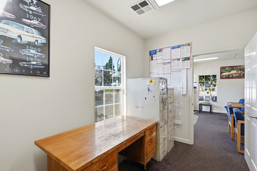 More Photos Of 1380 Sebastopol Rd, Santa Rosa Auto Dealership For Sale