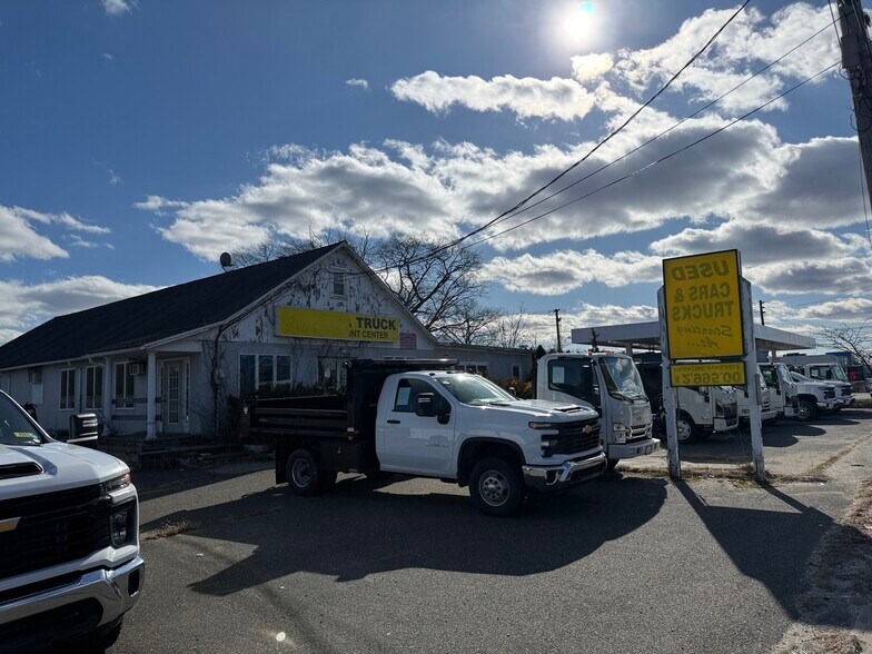 More Photos Of 1309 Old Country Rd, Riverhead Land For Lease