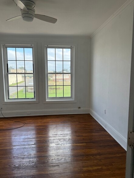 More Photos Of 150 Church St SW, Pelham Office Residential For Sale