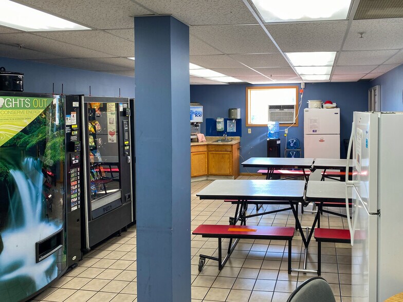 More Photos Of 101 Juneau & 301 2nd St, Elroy Industrial For Sale