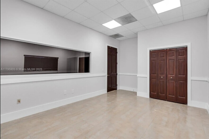 More Photos Of 8145 NW 33rd St, Doral Warehouse For Lease