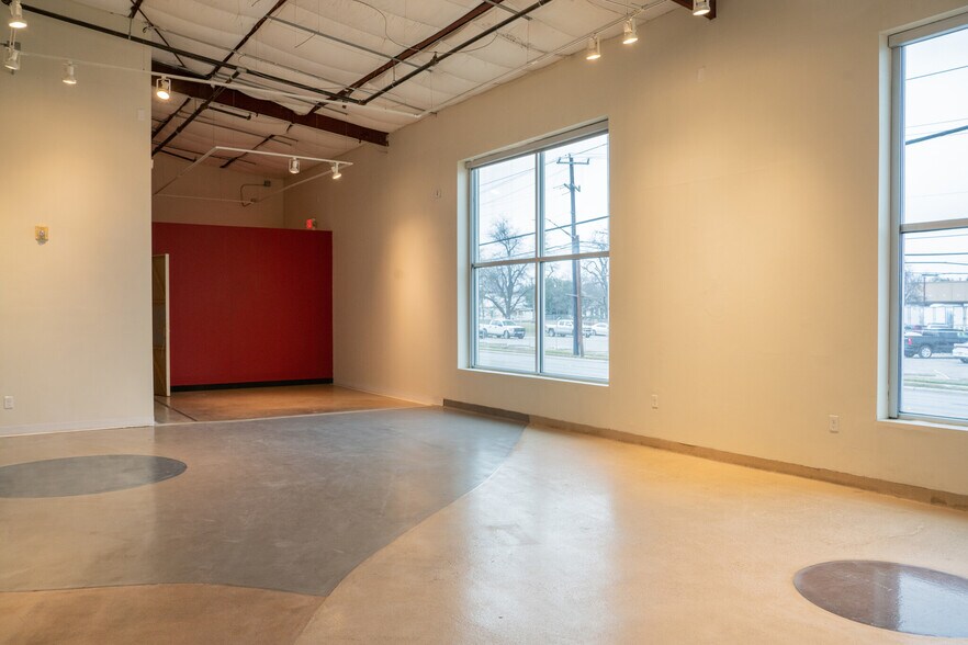 More Photos Of 1518 S Alamo St, San Antonio Loft Creative Space For Lease