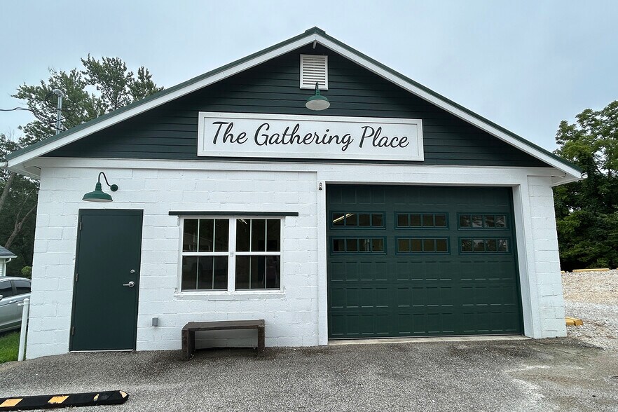 More Photos Of 1001 E Tulip Road, Solsberry Office For Lease