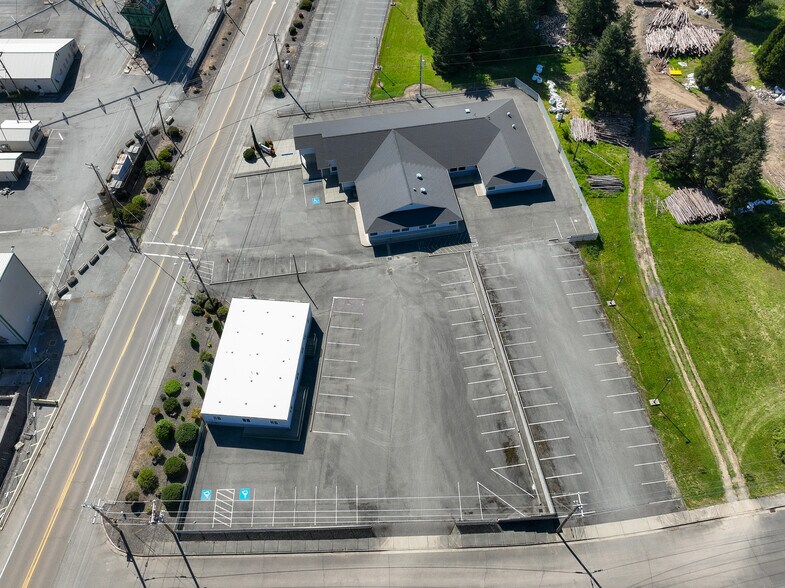 More Photos Of 2665 Glendale Valley Rd, Glendale Office For Sale