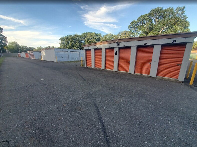 More Photos Of 408 Trenton Rd, Browns Mills Self Storage For Sale