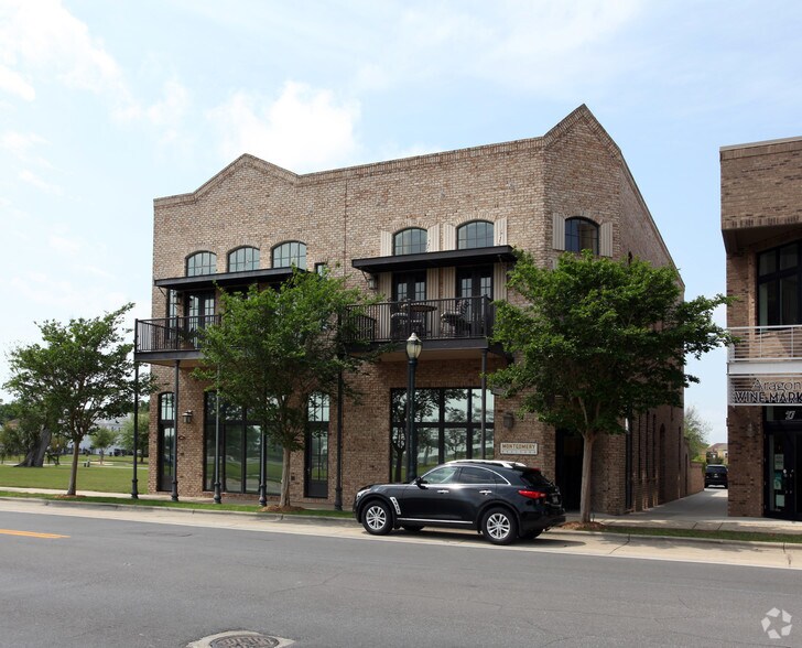 More Photos Of 45 S 9th Ave, Pensacola Office Residential For Sale