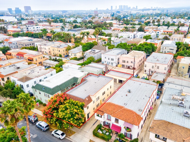 More Photos Of 445 N Spaulding Ave, Los Angeles Apartments For Sale