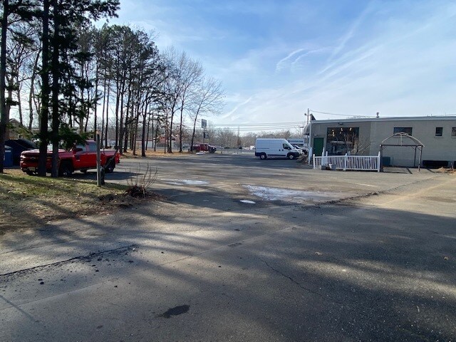 More Photos Of 1035 US Highway 9, Howell Storefront Retail Office For Lease