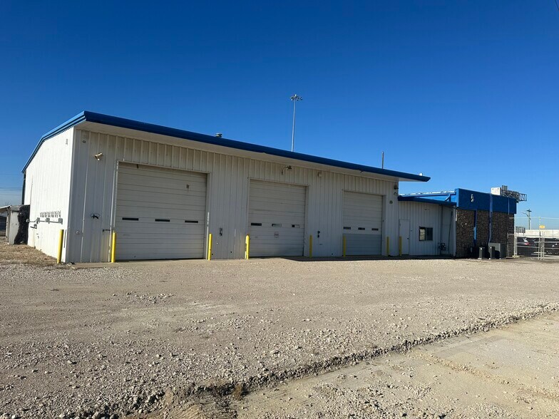 More Photos Of 2764 Interstate 30, Mesquite Land For Sale