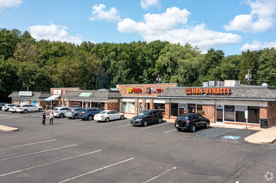 More Photos Of 404 Marlton Pike E, Cherry Hill Unknown For Lease
