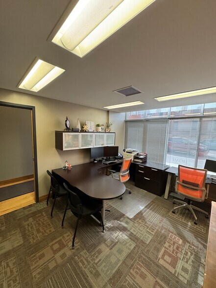 More Photos Of 327 N Riverfront Dr, Mankato Storefront Retail Residential For Sale
