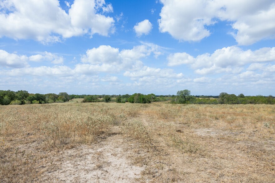 More Photos Of 11915 FM 86, Lockhart Land For Sale