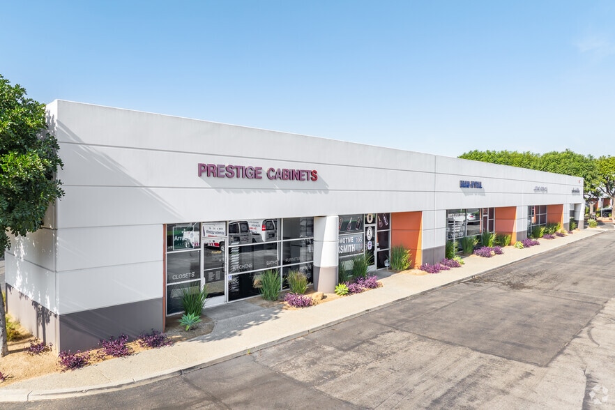 More Photos Of 600 S Grand Ave, Santa Ana Unknown For Lease